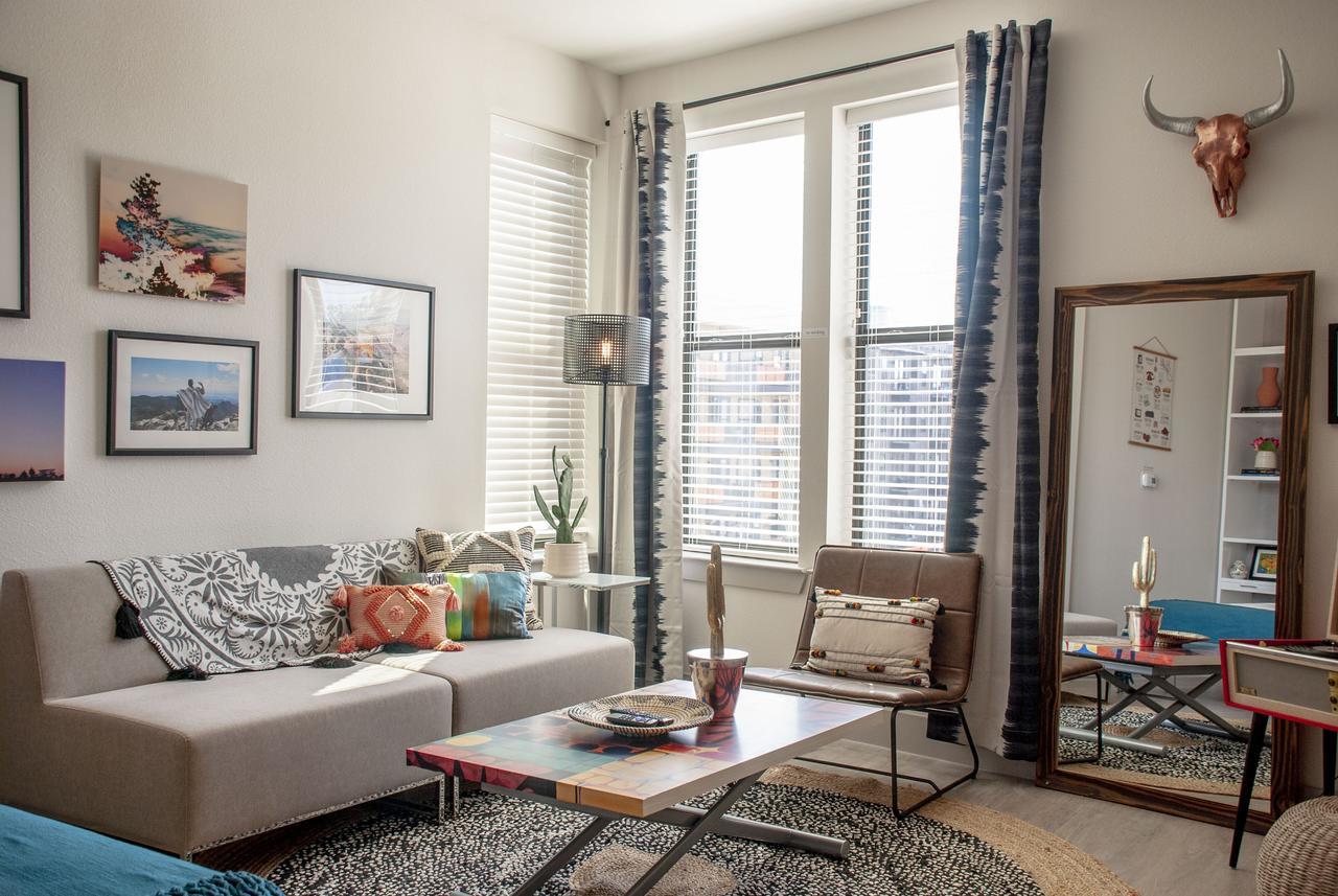 The Guild East Side | Indie Austin Luaran gambar